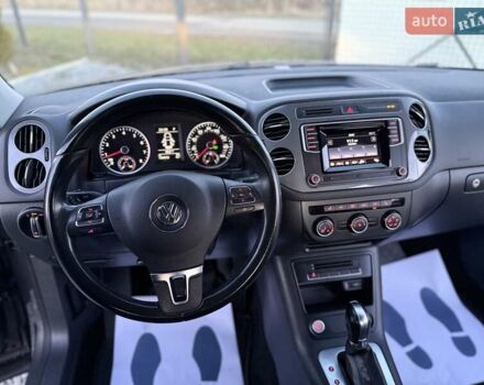 Серый Фольксваген Тигуан, объемом двигателя 2 л и пробегом 135 тыс. км за 11950 $, фото 49 на Automoto.ua