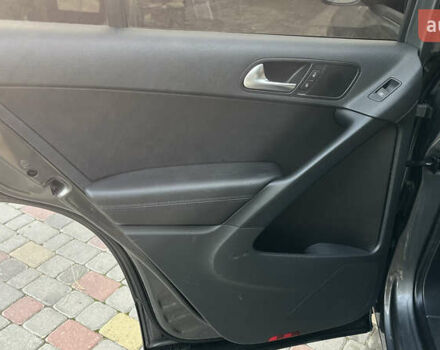 Сірий Фольксваген Тігуан, об'ємом двигуна 1.98 л та пробігом 234 тис. км за 9999 $, фото 20 на Automoto.ua