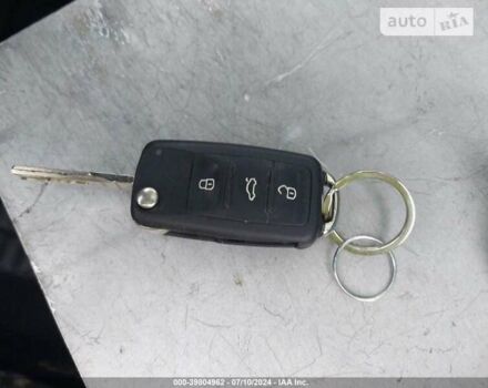 Серый Фольксваген Тигуан, объемом двигателя 2 л и пробегом 144 тыс. км за 3000 $, фото 14 на Automoto.ua