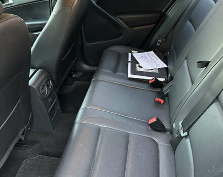 Сірий Фольксваген Тігуан, об'ємом двигуна 1.98 л та пробігом 68 тис. км за 13600 $, фото 17 на Automoto.ua