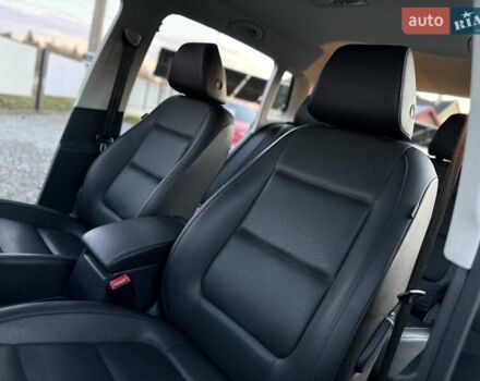 Серый Фольксваген Тигуан, объемом двигателя 2 л и пробегом 135 тыс. км за 11950 $, фото 58 на Automoto.ua