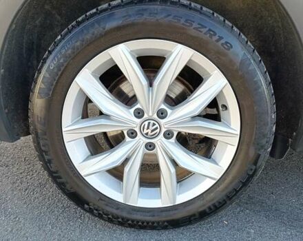 Сірий Фольксваген Тігуан, об'ємом двигуна 1.98 л та пробігом 298 тис. км за 23800 $, фото 56 на Automoto.ua