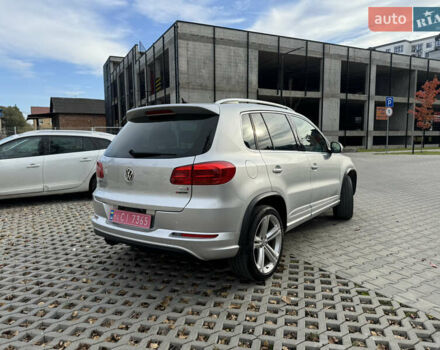 Сірий Фольксваген Тігуан, об'ємом двигуна 2 л та пробігом 175 тис. км за 12750 $, фото 31 на Automoto.ua