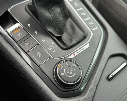 Сірий Фольксваген Тігуан, об'ємом двигуна 2 л та пробігом 149 тис. км за 24000 $, фото 11 на Automoto.ua