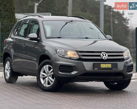Серый Фольксваген Тигуан, объемом двигателя 2 л и пробегом 169 тыс. км за 12300 $, фото 5 на Automoto.ua