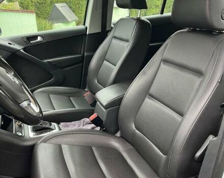 Сірий Фольксваген Тігуан, об'ємом двигуна 2 л та пробігом 204 тис. км за 13200 $, фото 6 на Automoto.ua