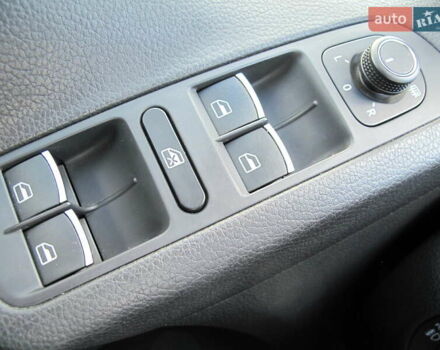 Серый Фольксваген Тигуан, объемом двигателя 2 л и пробегом 186 тыс. км за 14900 $, фото 73 на Automoto.ua