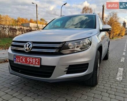 Сірий Фольксваген Тігуан, об'ємом двигуна 2 л та пробігом 190 тис. км за 11650 $, фото 26 на Automoto.ua