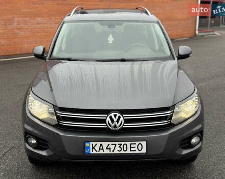 Серый Фольксваген Тигуан, объемом двигателя 2 л и пробегом 106 тыс. км за 15300 $, фото 1 на Automoto.ua
