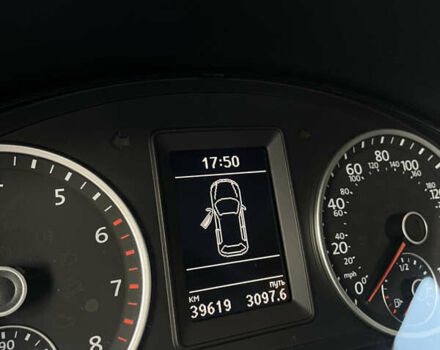 Сірий Фольксваген Тігуан, об'ємом двигуна 2 л та пробігом 40 тис. км за 17999 $, фото 11 на Automoto.ua