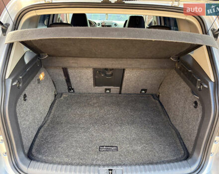 Серый Фольксваген Тигуан, объемом двигателя 1.98 л и пробегом 142 тыс. км за 12800 $, фото 10 на Automoto.ua