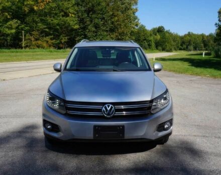 Сірий Фольксваген Тігуан, об'ємом двигуна 2 л та пробігом 72 тис. км за 9000 $, фото 1 на Automoto.ua