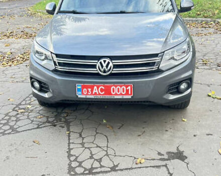 Сірий Фольксваген Тігуан, об'ємом двигуна 1.98 л та пробігом 124 тис. км за 13590 $, фото 2 на Automoto.ua