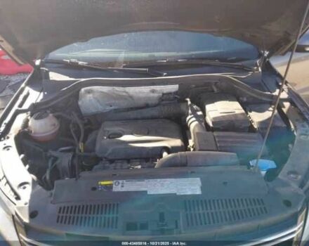 Серый Фольксваген Тигуан, объемом двигателя 2 л и пробегом 67 тыс. км за 2000 $, фото 9 на Automoto.ua