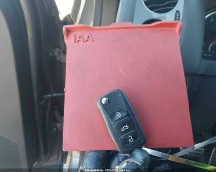 Серый Фольксваген Тигуан, объемом двигателя 2 л и пробегом 67 тыс. км за 2000 $, фото 10 на Automoto.ua