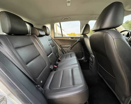 Сірий Фольксваген Тігуан, об'ємом двигуна 2 л та пробігом 70 тис. км за 3000 $, фото 10 на Automoto.ua