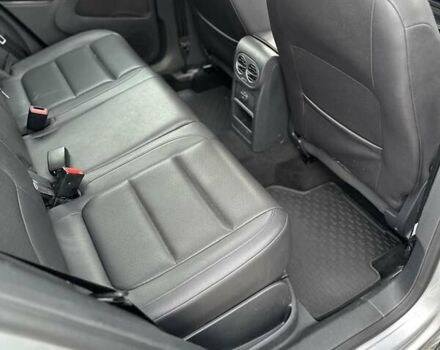 Сірий Фольксваген Тігуан, об'ємом двигуна 1.98 л та пробігом 171 тис. км за 15999 $, фото 15 на Automoto.ua