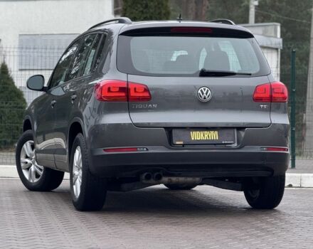 Серый Фольксваген Тигуан, объемом двигателя 2 л и пробегом 169 тыс. км за 12300 $, фото 8 на Automoto.ua