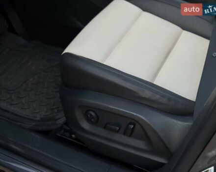 Серый Фольксваген Тигуан, объемом двигателя 2 л и пробегом 199 тыс. км за 12200 $, фото 14 на Automoto.ua