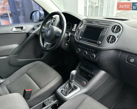 Серый Фольксваген Тигуан, объемом двигателя 1.39 л и пробегом 154 тыс. км за 14500 $, фото 20 на Automoto.ua