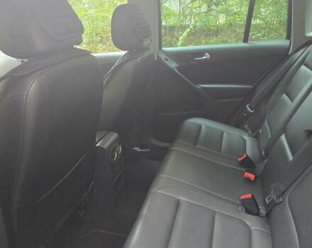 Серый Фольксваген Тигуан, объемом двигателя 1.98 л и пробегом 153 тыс. км за 14300 $, фото 7 на Automoto.ua