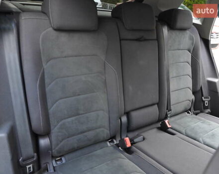 Сірий Фольксваген Тігуан, об'ємом двигуна 1.98 л та пробігом 174 тис. км за 20300 $, фото 20 на Automoto.ua