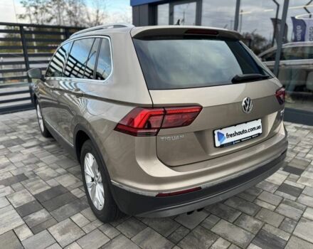 Серый Фольксваген Тигуан, объемом двигателя 2 л и пробегом 320 тыс. км за 20500 $, фото 10 на Automoto.ua