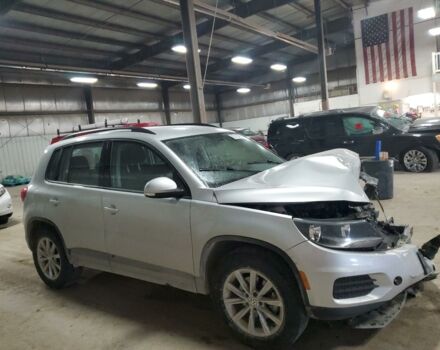 Сірий Фольксваген Тігуан, об'ємом двигуна 2 л та пробігом 187 тис. км за 6900 $, фото 2 на Automoto.ua