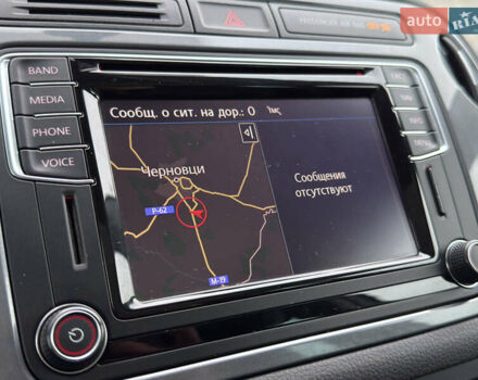 Серый Фольксваген Тигуан, объемом двигателя 2 л и пробегом 181 тыс. км за 15000 $, фото 25 на Automoto.ua