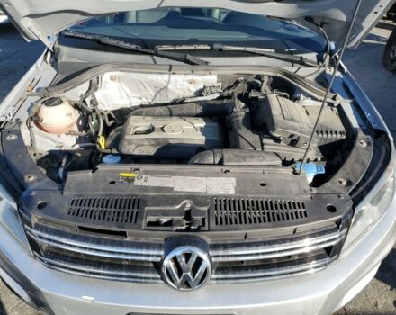 Сірий Фольксваген Тігуан, об'ємом двигуна 2 л та пробігом 156 тис. км за 9200 $, фото 11 на Automoto.ua