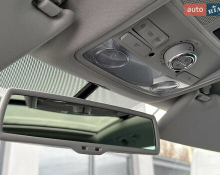 Серый Фольксваген Тигуан, объемом двигателя 2 л и пробегом 181 тыс. км за 15000 $, фото 34 на Automoto.ua