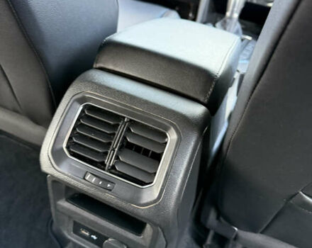 Серый Фольксваген Тигуан, объемом двигателя 2 л и пробегом 240 тыс. км за 14999 $, фото 24 на Automoto.ua