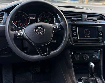 Сірий Фольксваген Тігуан, об'ємом двигуна 1.98 л та пробігом 149 тис. км за 17800 $, фото 29 на Automoto.ua