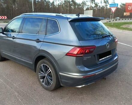 Серый Фольксваген Тигуан, объемом двигателя 2 л и пробегом 147 тыс. км за 23000 $, фото 9 на Automoto.ua