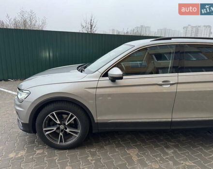 Серый Фольксваген Тигуан, объемом двигателя 1.97 л и пробегом 149 тыс. км за 25000 $, фото 11 на Automoto.ua