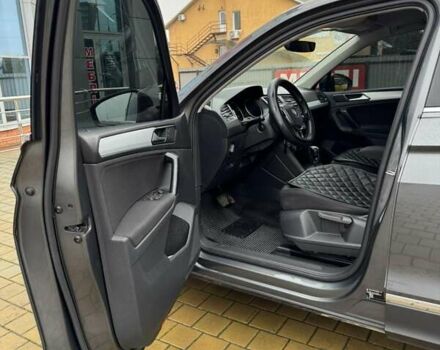 Серый Фольксваген Тигуан, объемом двигателя 1.97 л и пробегом 170 тыс. км за 24900 $, фото 11 на Automoto.ua