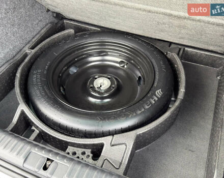 Серый Фольксваген Тигуан, объемом двигателя 2 л и пробегом 181 тыс. км за 15000 $, фото 52 на Automoto.ua