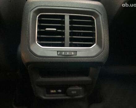 Серый Фольксваген Тигуан, объемом двигателя 2 л и пробегом 205 тыс. км за 16940 $, фото 24 на Automoto.ua