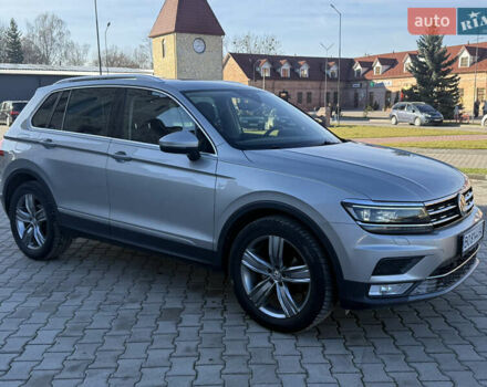 Серый Фольксваген Тигуан, объемом двигателя 2 л и пробегом 224 тыс. км за 25700 $, фото 31 на Automoto.ua