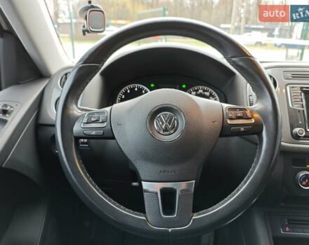 Серый Фольксваген Тигуан, объемом двигателя 1.98 л и пробегом 207 тыс. км за 13200 $, фото 21 на Automoto.ua