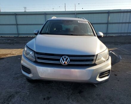 Сірий Фольксваген Тігуан, об'ємом двигуна 2 л та пробігом 166 тис. км за 8300 $, фото 1 на Automoto.ua