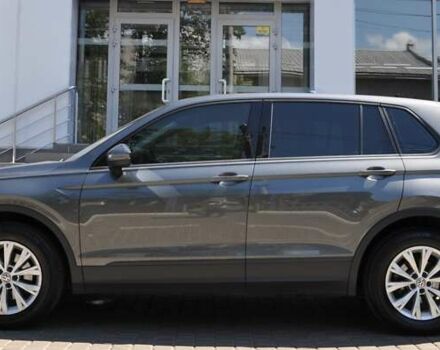 Сірий Фольксваген Тігуан, об'ємом двигуна 1.98 л та пробігом 119 тис. км за 22900 $, фото 2 на Automoto.ua