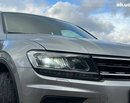 Серый Фольксваген Тигуан, объемом двигателя 2 л и пробегом 250 тыс. км за 22680 $, фото 12 на Automoto.ua