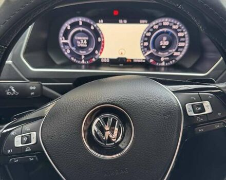 Серый Фольксваген Тигуан, объемом двигателя 2 л и пробегом 197 тыс. км за 22900 $, фото 7 на Automoto.ua