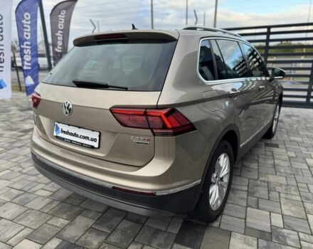 Серый Фольксваген Тигуан, объемом двигателя 2 л и пробегом 320 тыс. км за 20500 $, фото 12 на Automoto.ua