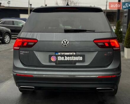 Сірий Фольксваген Тігуан, об'ємом двигуна 1.98 л та пробігом 152 тис. км за 18400 $, фото 16 на Automoto.ua