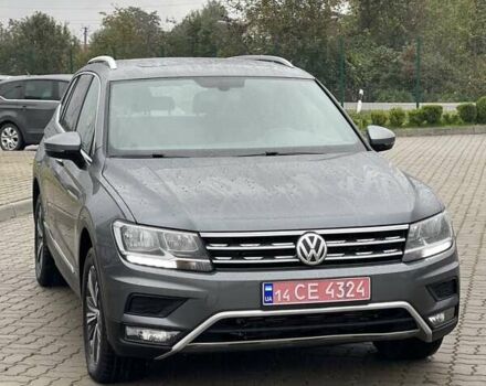 Сірий Фольксваген Тігуан, об'ємом двигуна 1.98 л та пробігом 135 тис. км за 16500 $, фото 3 на Automoto.ua
