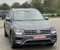 Сірий Фольксваген Тігуан, об'ємом двигуна 1.98 л та пробігом 135 тис. км за 16500 $, фото 3 на Automoto.ua