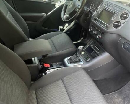 Серый Фольксваген Тигуан, объемом двигателя 1.98 л и пробегом 120 тыс. км за 15700 $, фото 10 на Automoto.ua