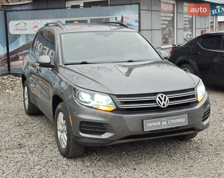 Серый Фольксваген Тигуан, объемом двигателя 1.98 л и пробегом 207 тыс. км за 13200 $, фото 2 на Automoto.ua